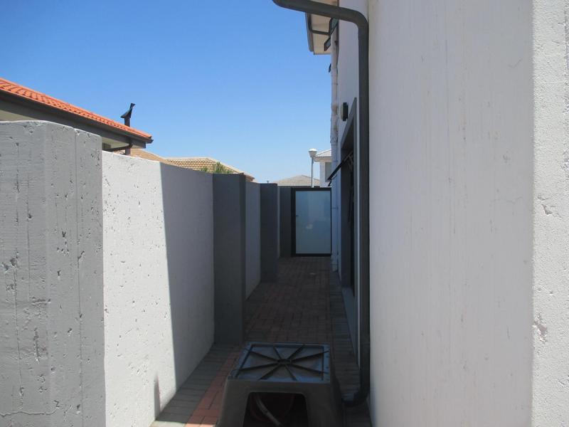 3 Bedroom Property for Sale in Dana Bay Western Cape